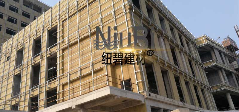 巖棉幕墻施工周浦醫(yī)院工地_04